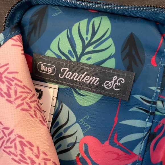 NEW Lug Tandem Zip SE RFID Wallet - Flamingo Blue - Picture 4 of 9